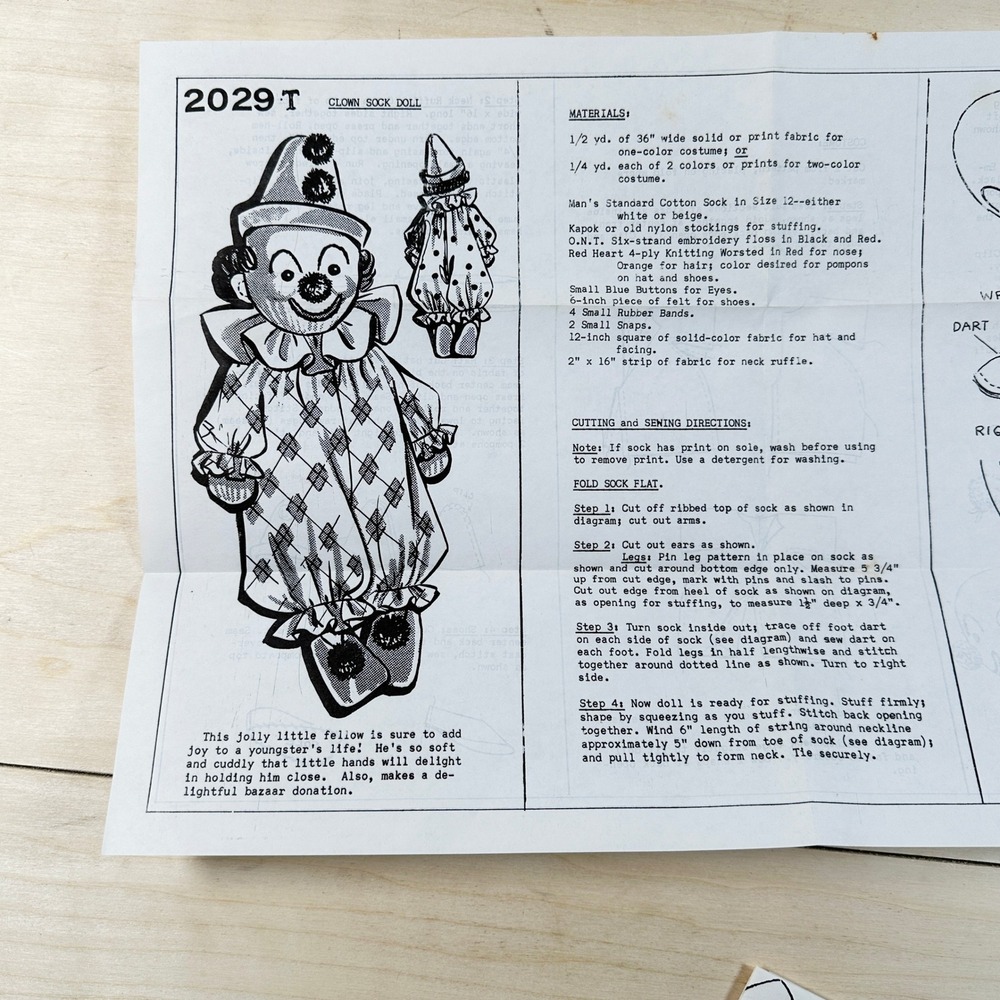 Vintage Anne‎ Cabot Pattern Clown Sock Doll Mail Order in Original Envelope 1977